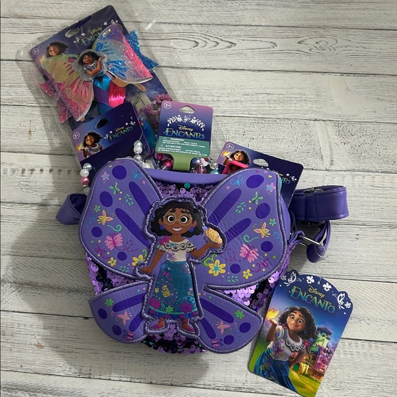 🎁DISNEY ENCANTO 5 PIECE BUNDLE SET. AGES 3+ - Picture 2 of 14